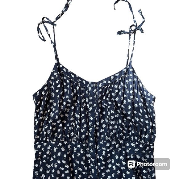 & Other Stories button down midi dress - Picture 3 of 6